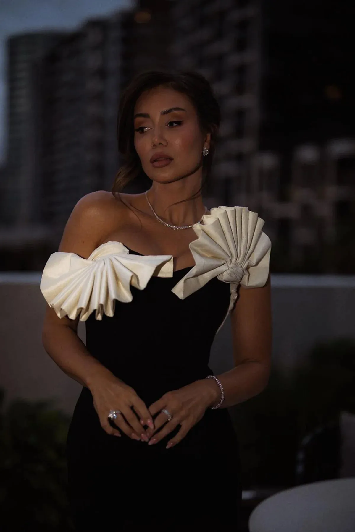 Black White Folding Strapless Backless Formal Dress