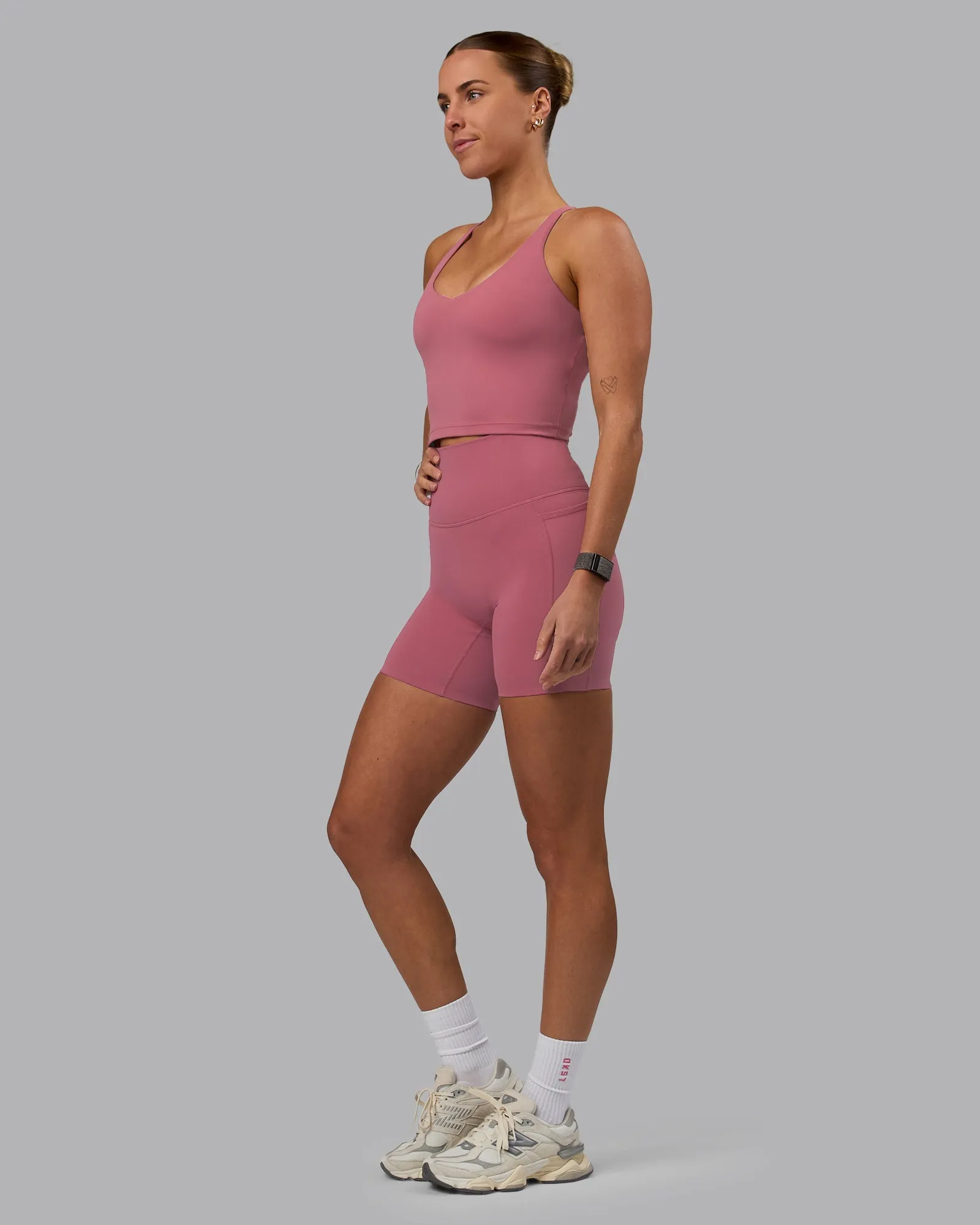 Elixir Mid-Length Shorts With Pockets - Mauve Haze