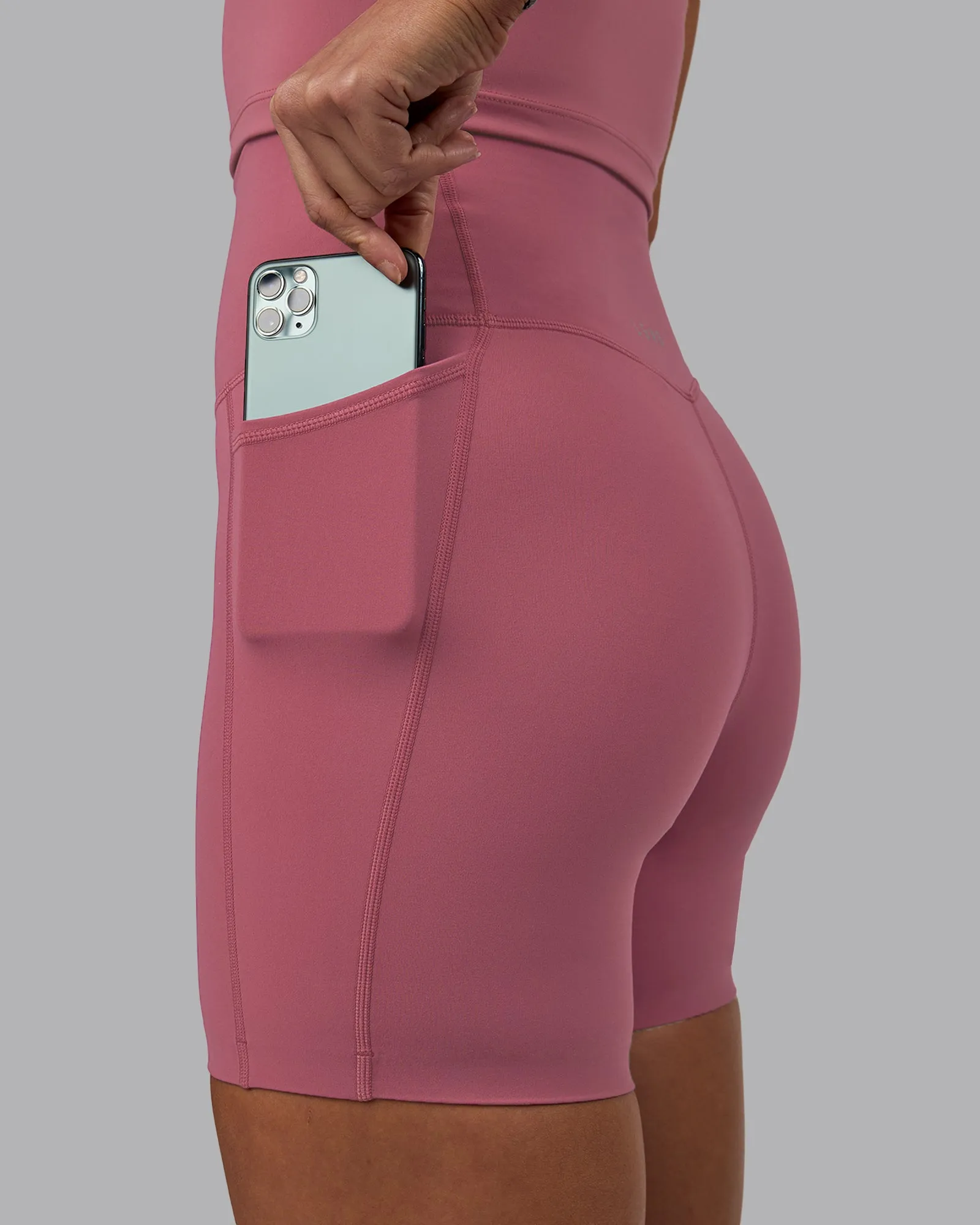 Elixir Mid-Length Shorts With Pockets - Mauve Haze