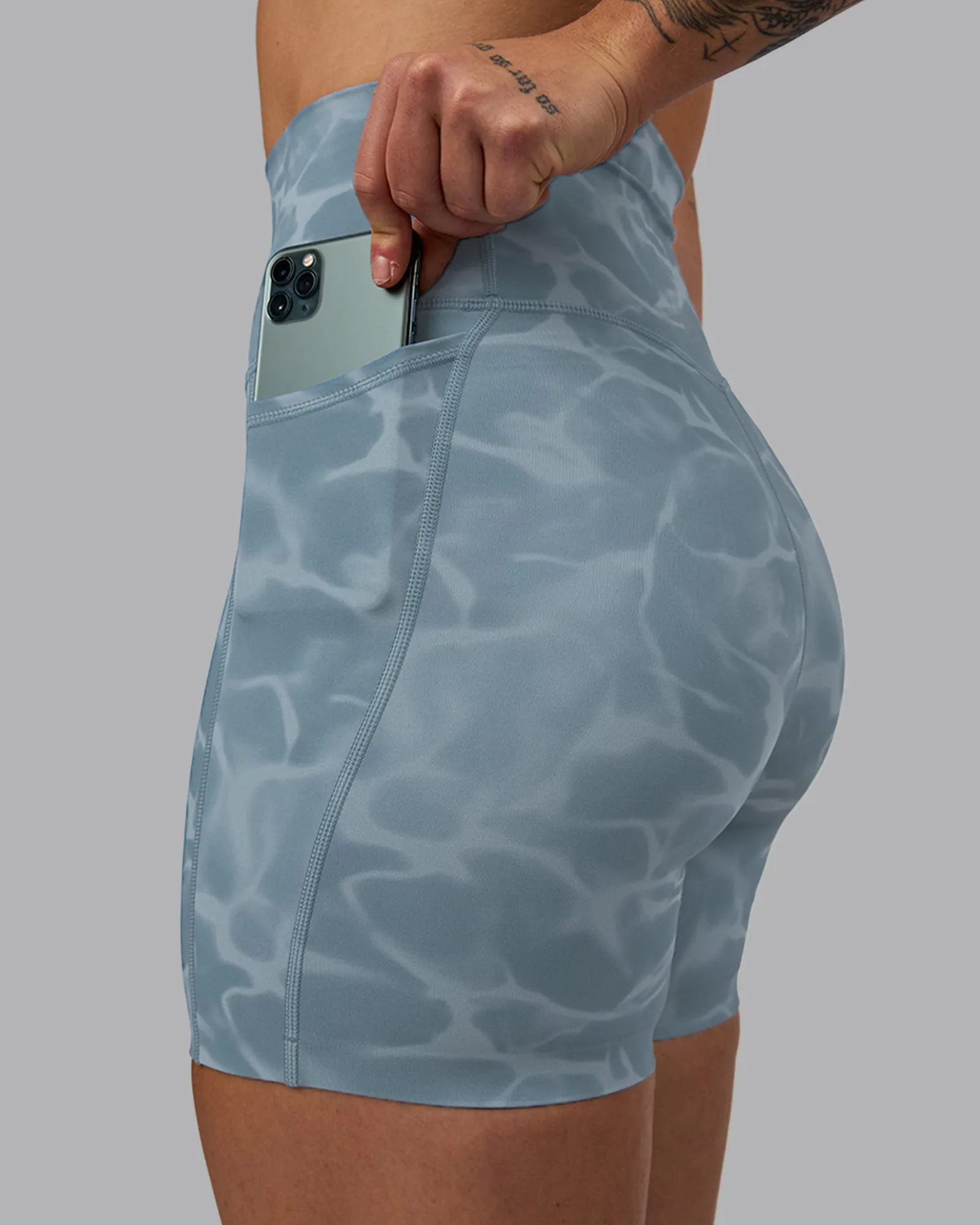 Elixir Mid-Length Shorts With Pockets - Tranquil-Elemental Blue
