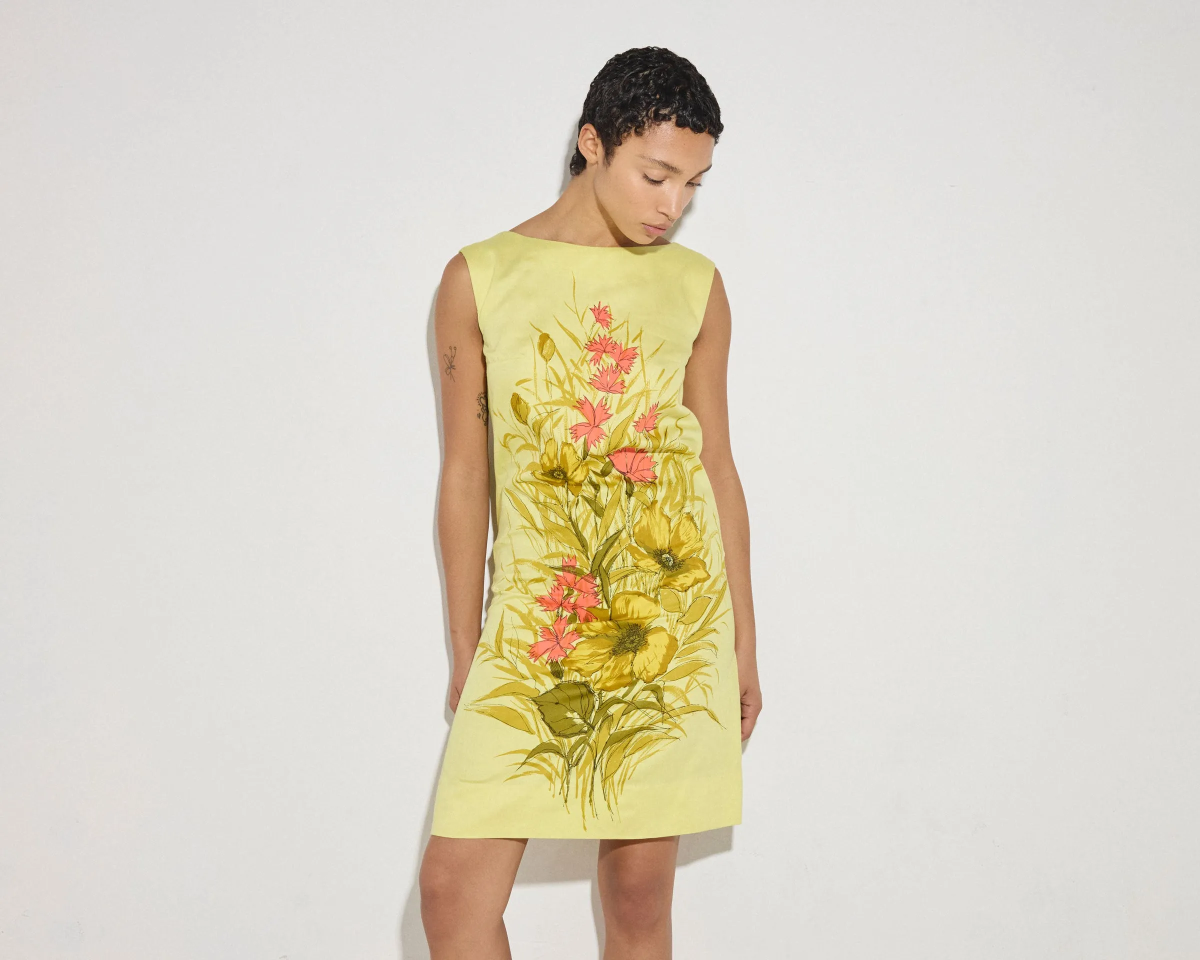 HAPPY SHEATH DRESS