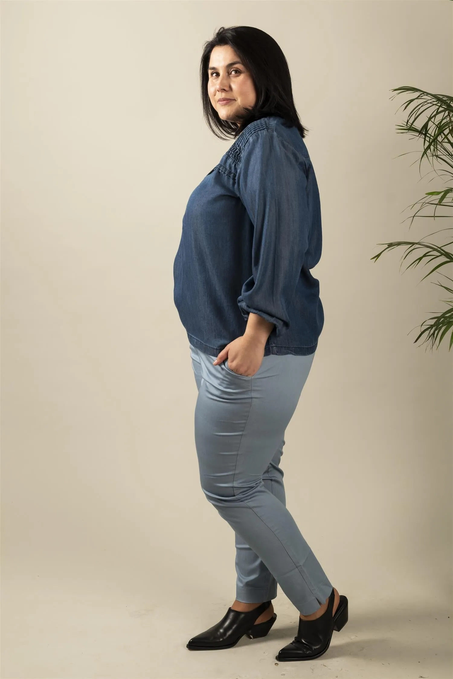 KAlea 7/8 Chino Pant - Faded Denim