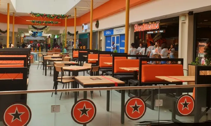 Rib & Wing Combo with Drinks & Dessert at RocoMamas Westgate Mall