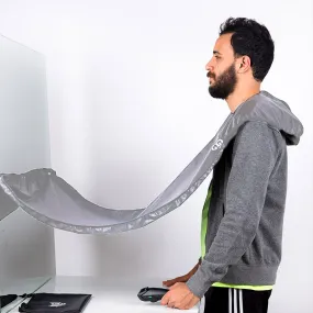 Snuggs beard cape Grey