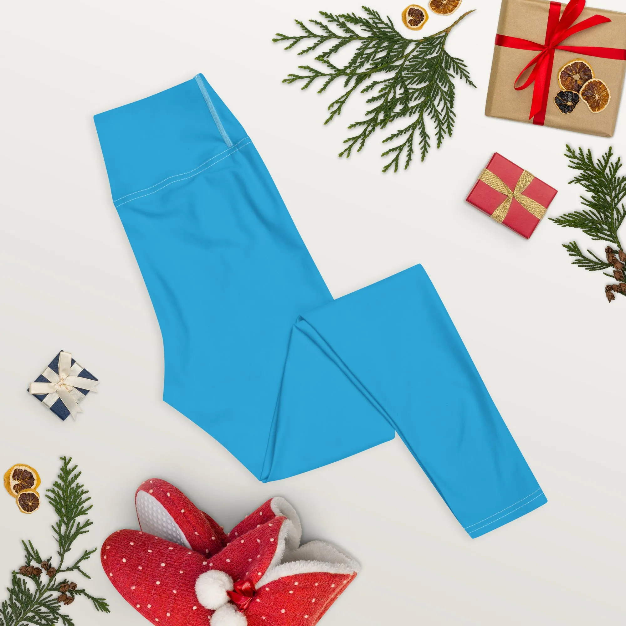 Urban Chic: Women's Solid Color Yoga Pants Leggings - Cyan