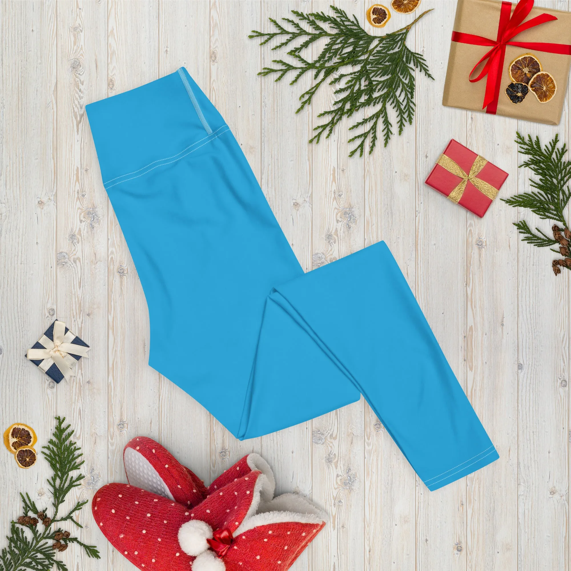 Urban Chic: Women's Solid Color Yoga Pants Leggings - Cyan