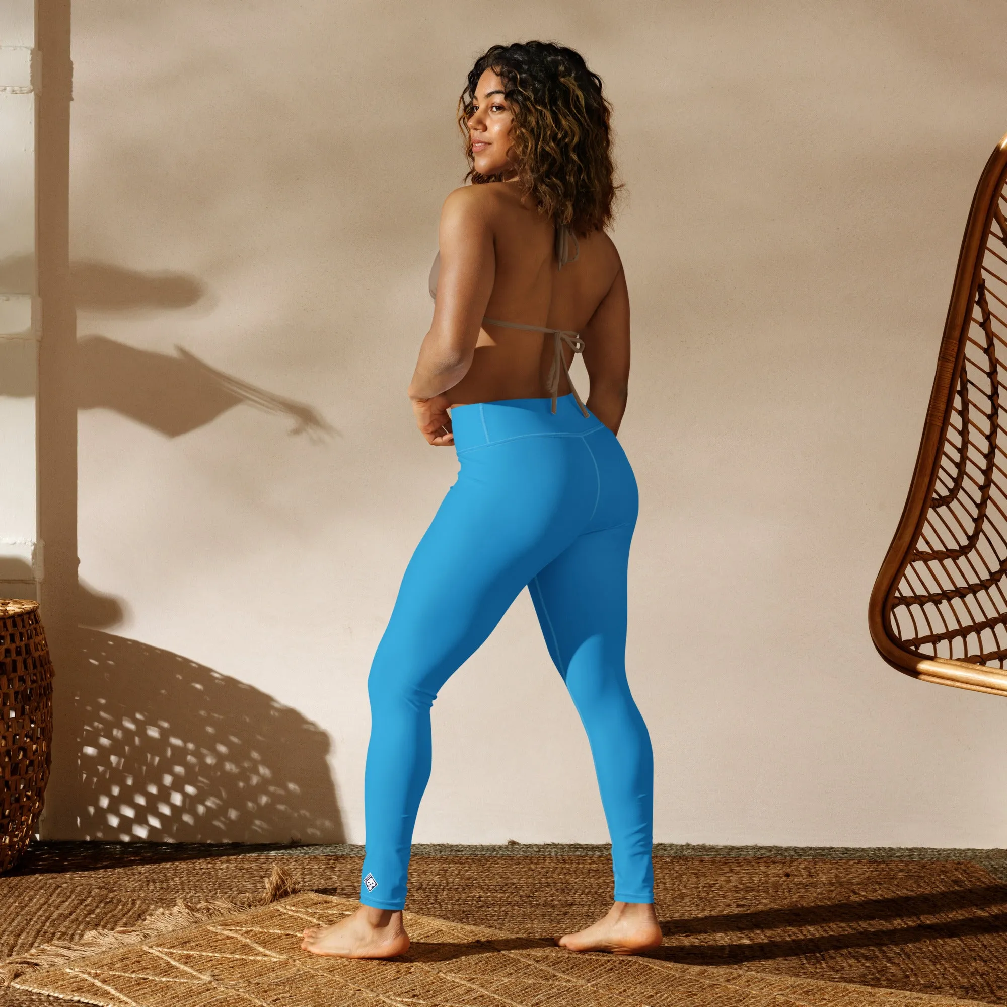 Urban Chic: Women's Solid Color Yoga Pants Leggings - Cyan